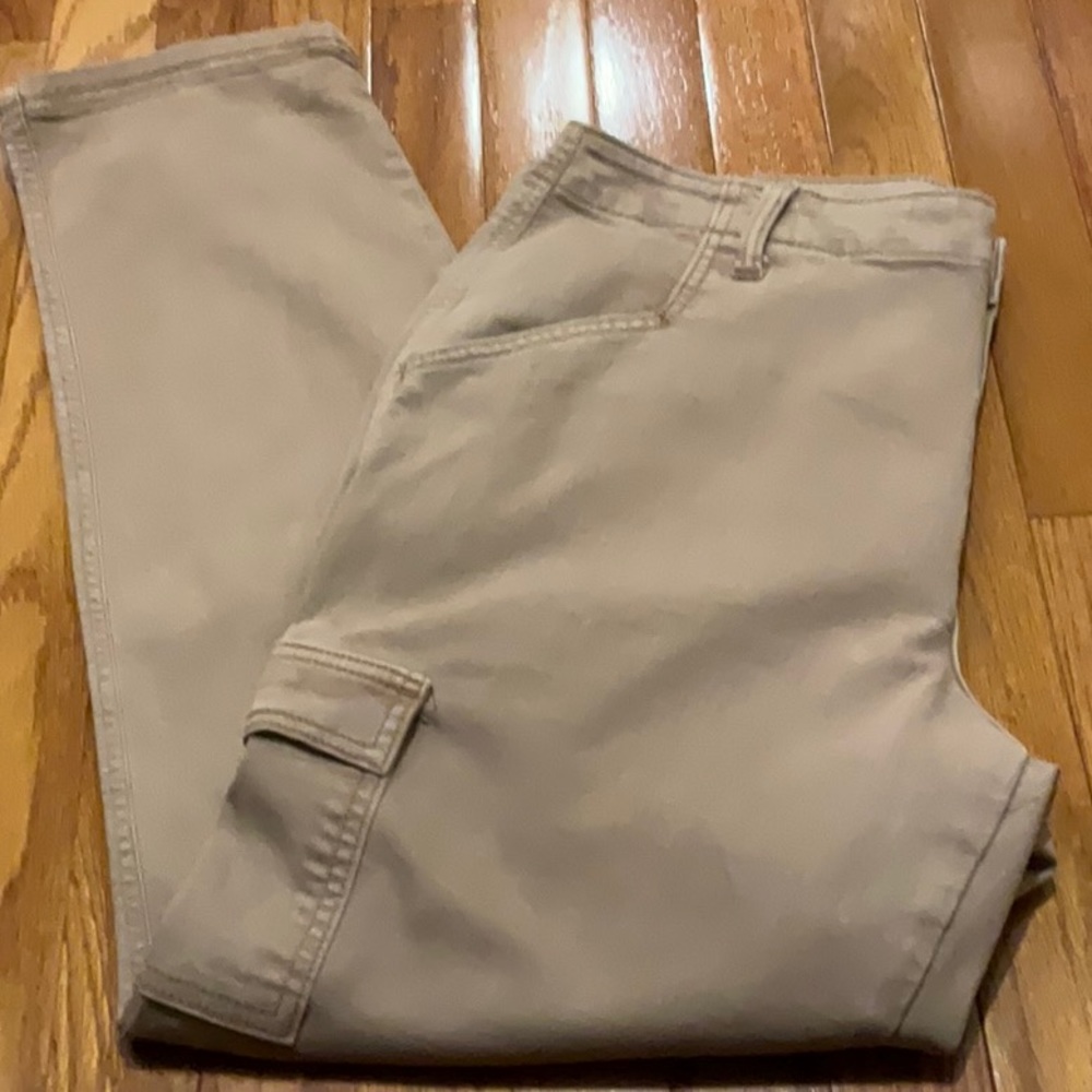 Universal Thread~Boyfriend~Thigh Pockets~ - image 1